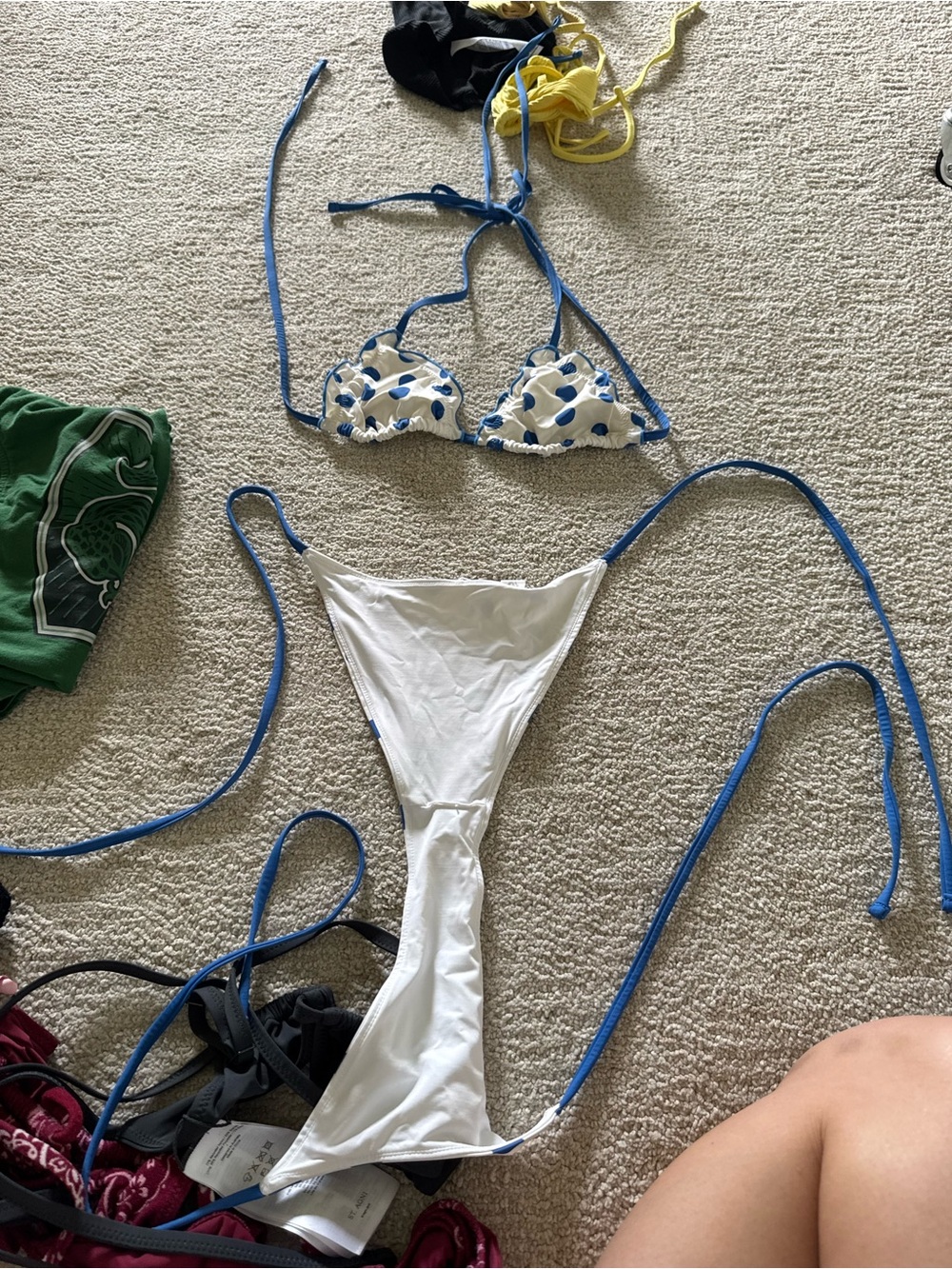 Frankie’s bikinis set - Picture 3 of 5